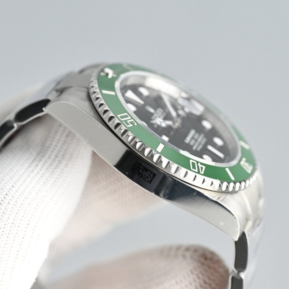 Men's Submariner Date Diver Watch | Green Ceramic Bezel & Black Dial